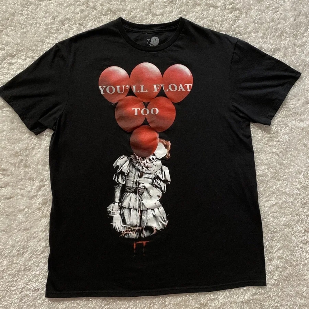 IT Pennywise licensed graphic tee. You’ll float too. Size large